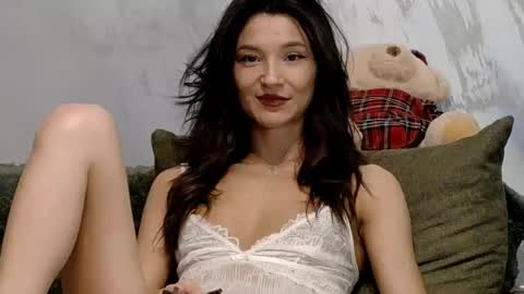 TayaKayan online show from February 2026 10:47:02 AM