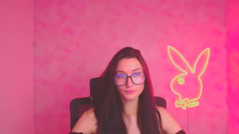 Taya online show from November 2025 06:23:02 AM