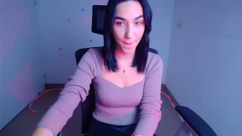 Snapshot of tayla_candy chatting on October 2025 12:03:02 PM Tayla online show from October 2025 12:03:02 PM