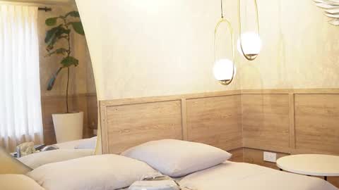 Teylor  Kim online show from September 2025 04:12:02 PM