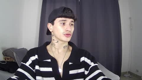 independent model online show from June 2026 04:58:02 AM