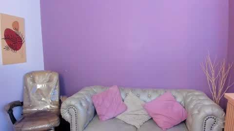 Taylor Bennet online show from October 2025 12:08:02 PM