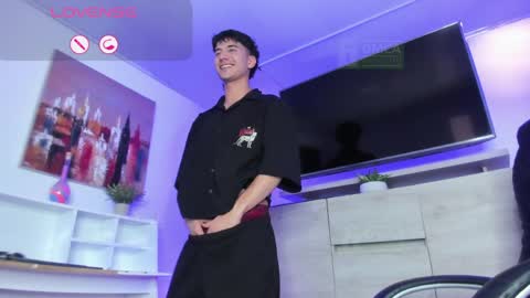 taylor_brooks_ online show from April 2026 07:36:01 PM