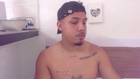 taylor_collins_2 online show from October 2025 02:48:02 PM