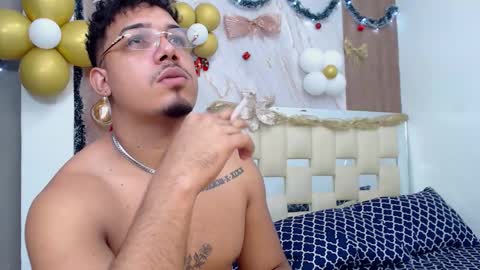 taylor_collins_2 online show from November 2025 10:15:02 PM