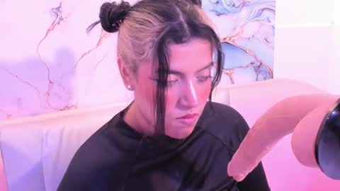 Snapshot of taylor_cupper_ chatting on October 2025 09:05:02 PM taylor_cupper_ online show from October 2025 09:05:02 PM