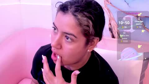 Snapshot of taylor_cupper_ chatting on November 2025 08:11:01 PM taylor_cupper_ online show from November 2025 08:11:01 PM