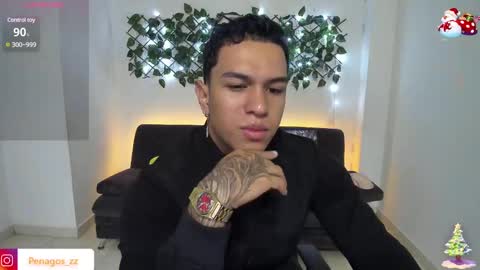 Snapshot of taylor_johnn chatting on December 2024 12:38:02 PM Penagos zz online show from December 2024 12:38:02 PM