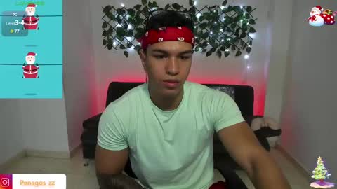 Snapshot of taylor_johnn chatting on December 2024 02:33:02 PM Penagos zz online show from December 2024 02:33:02 PM