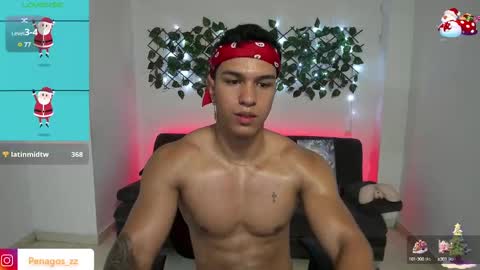 Snapshot of taylor_johnn chatting on December 2024 05:36:02 PM Penagos zz online show from December 2024 05:36:02 PM