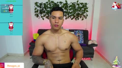 Snapshot of taylor_johnn chatting on December 2024 02:12:01 PM Penagos zz online show from December 2024 02:12:01 PM