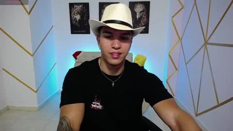 Snapshot of taylor_johnn chatting on January 2025 11:51:01 PM Penagos zz online show from January 2025 11:51:01 PM