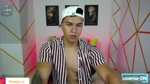 Snapshot of taylor_johnn chatting on January 2025 08:10:02 PM Penagos zz online show from January 2025 08:10:02 PM