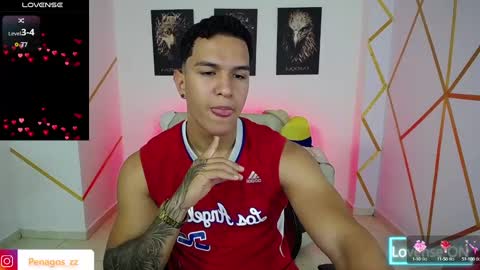Snapshot of taylor_johnn chatting on February 2025 07:12:02 PM Penagos zz online show from February 2025 07:12:02 PM