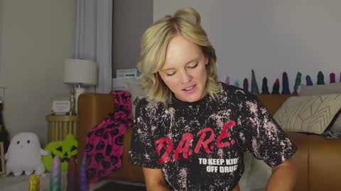 Taylor --  online show from October 2025 10:17:02 AM