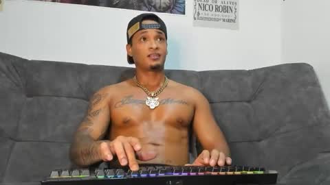 Taylor Mccarthy online show from October 2025 03:16:01 AM