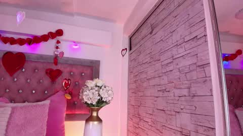 Sofia online show from February 2026 12:45:02 PM