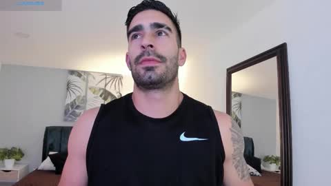 Snapshot of tbastian chatting on November 2025 08:22:02 PM BASTIAN online show from November 2025 08:22:02 PM