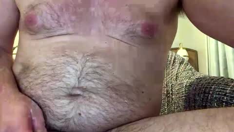 Snapshot of tbiz82 chatting on October 2025 05:37:01 AM Tbiz82 online show from October 2025 05:37:01 AM