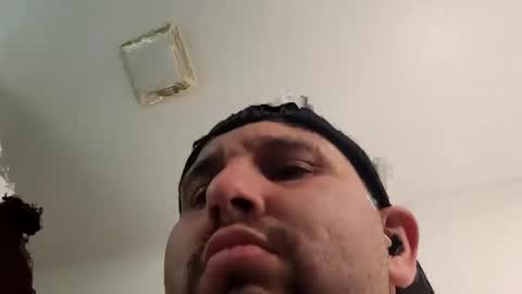 Luis online show from February 2025 04:37:02 PM