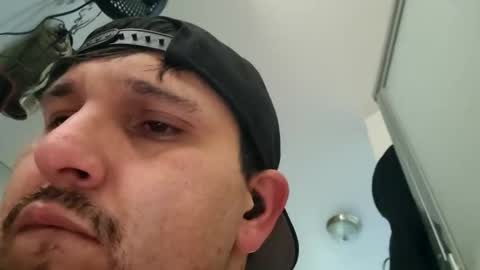 Luis online show from March 2025 09:45:02 PM