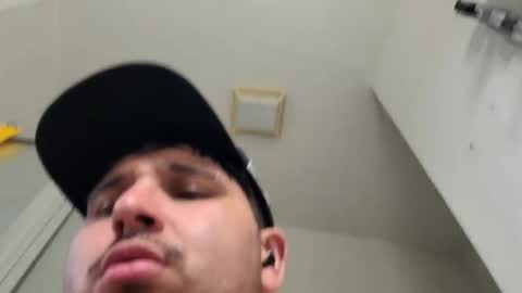 Luis online show from September 2025 08:47:02 PM