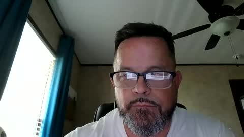 tdhawk87 online show from April 2026 07:03:02 PM