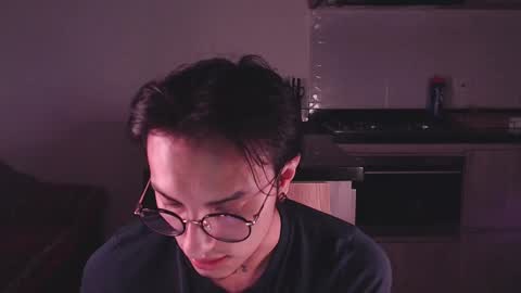 Teo independent model online show from March 2025 04:47:02 AM