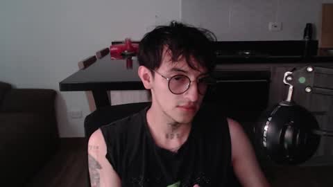 Snapshot of te0__0 chatting on April 2026 11:45:02 AM Teo independent model online show from April 2026 11:45:02 AM