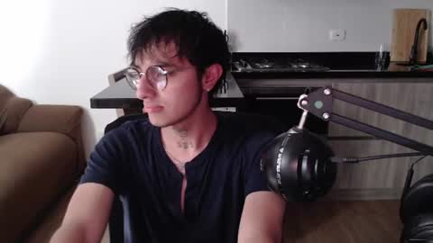 Snapshot of te0__0 chatting on July 2026 12:22:02 PM Teo independent model online show from July 2026 12:22:02 PM