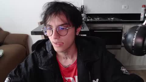Snapshot of te0__0 chatting on July 2026 05:15:02 PM Teo independent model online show from July 2026 05:15:02 PM