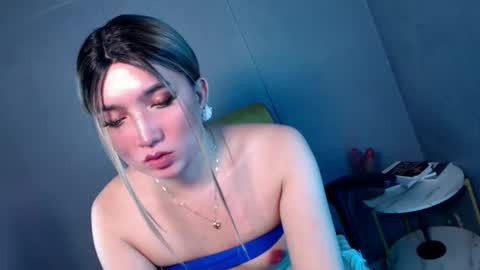 ellaine online show from March 2025 03:40:01 AM