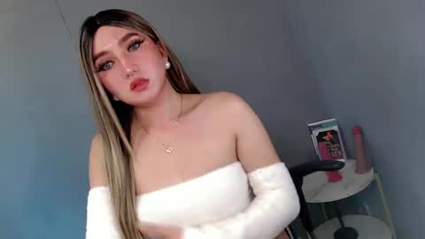 ellaine online show from March 2025 04:16:02 AM