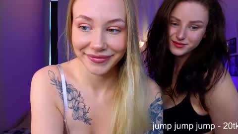 Snapshot of tease_mode chatting on October 2025 01:03:02 PM Eva Emilia online show from October 2025 01:03:02 PM