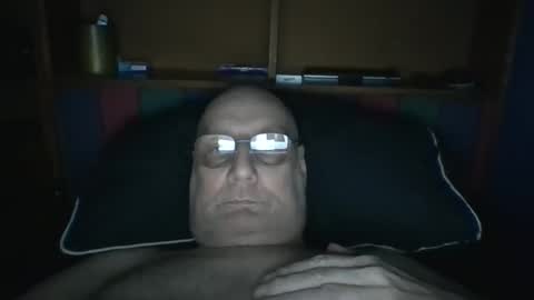 Mark online show from December 2025 09:09:01 PM