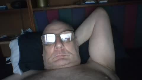 Snapshot of tebb61 chatting on July 2026 06:17:02 AM Mark online show from July 2026 06:17:02 AM