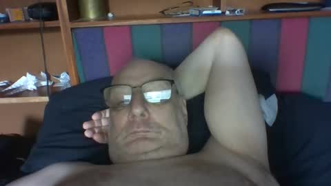 Snapshot of tebb61 chatting on July 2026 07:11:02 AM Mark online show from July 2026 07:11:02 AM