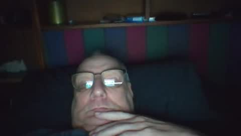 Snapshot of tebb61 chatting on July 2026 06:16:01 AM Mark online show from July 2026 06:16:01 AM
