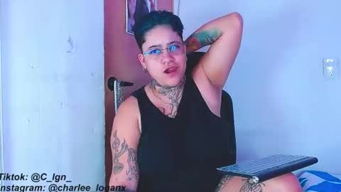 Charlee He online show from January 2025 08:11:02 AM