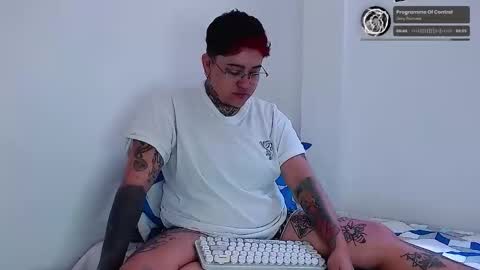 Charlee He online show from September 2025 04:39:01 PM