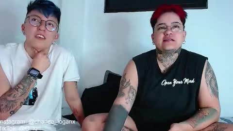 Charlee He online show from September 2025 05:07:01 AM