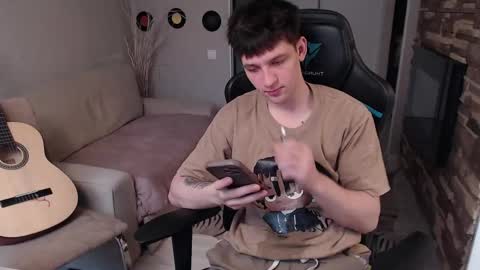 Teddy online show from April 2026 03:06:01 PM