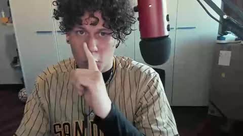 Snapshot of tedhmicro25 chatting on March 2025 04:20:01 PM tedhmicro25 online show from March 2025 04:20:01 PM