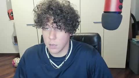 Snapshot of tedhmicro25 chatting on October 2025 10:12:01 AM tedhmicro25 online show from October 2025 10:12:01 AM