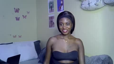 Nicole online show from April 2026 03:45:01 PM