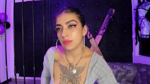 Snapshot of teeennaugthy18 chatting on October 2025 03:07:01 PM Tayloor online show from October 2025 03:07:01 PM