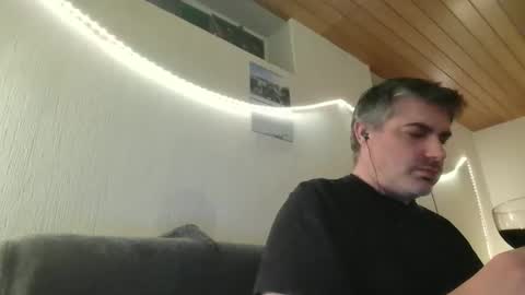 Peter online show from February 2025 08:59:01 PM