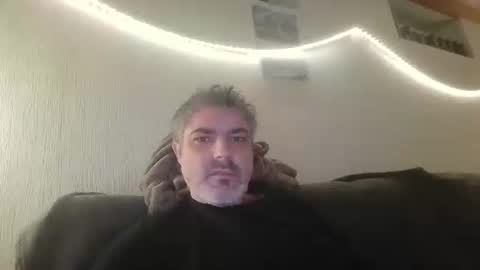 Peter online show from October 2025 06:25:02 PM