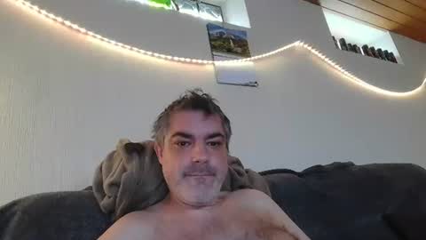 Peter online show from October 2025 10:49:01 AM