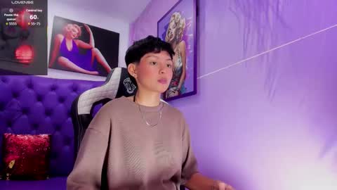 Snapshot of tefi_meow chatting on September 2025 12:26:01 PM Stefani online show from September 2025 12:26:01 PM